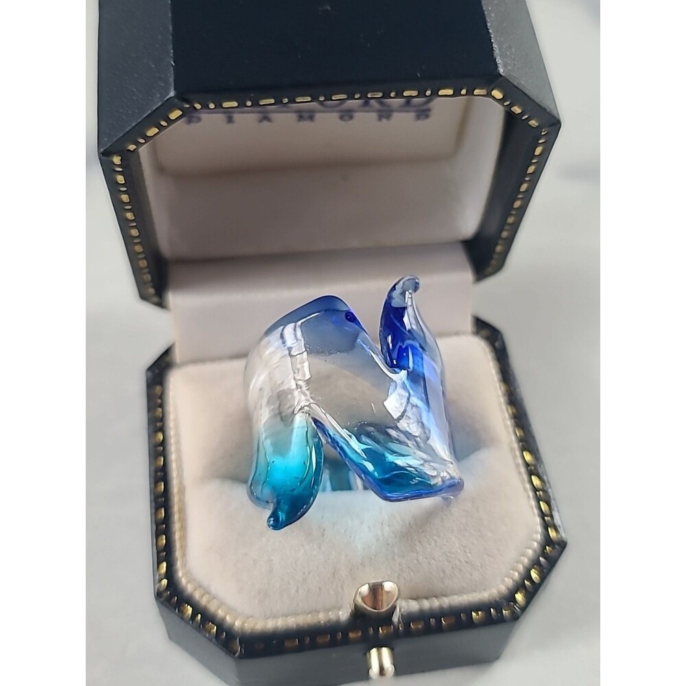 Artisan Made Glass Ring SIZE US 7